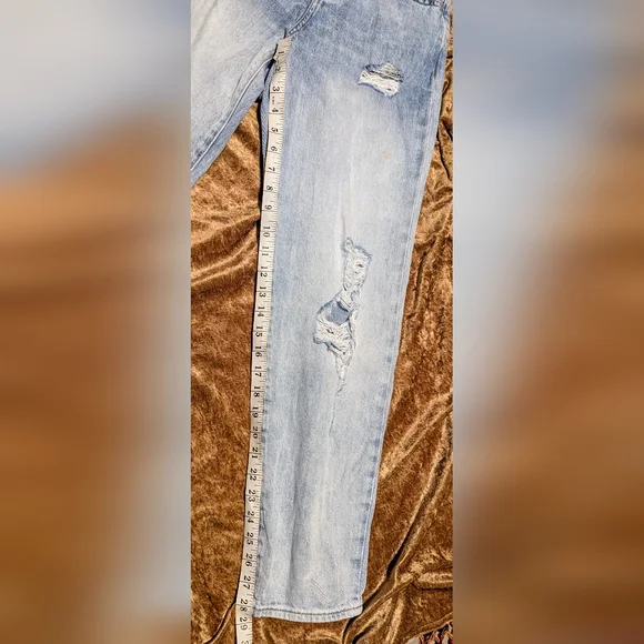 Express Light Blue Boyfriend Jeans - Picture 4 of 6